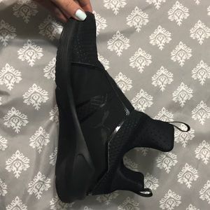 reflective fenty puma black shoes